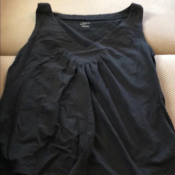 Black tank - Picture 1 of 2